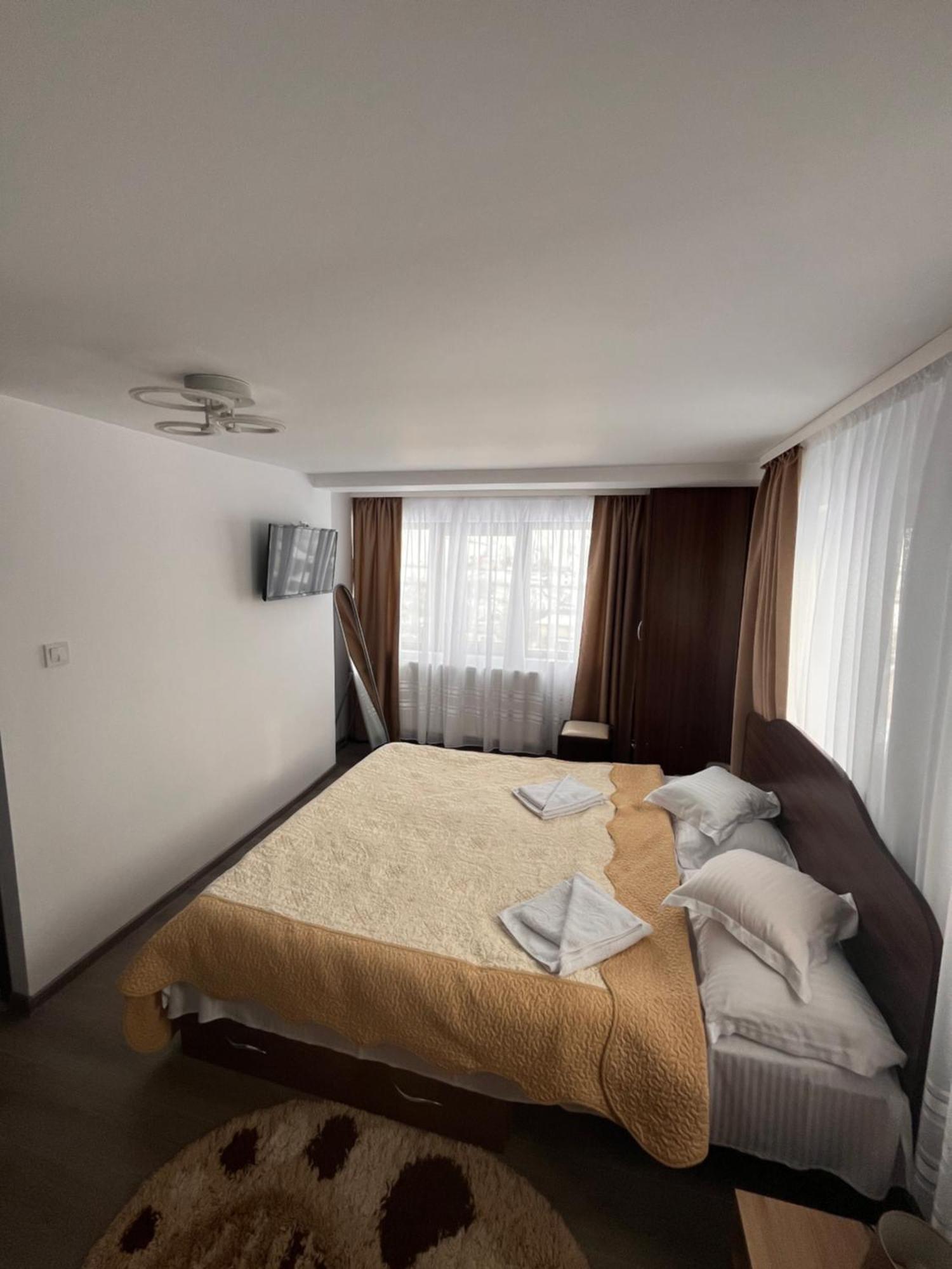 Casa De Pe Deal Sadova  Dış mekan fotoğraf
